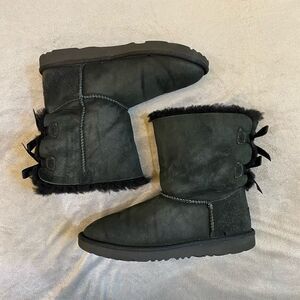 UGG Bailey Bow II Black Boots Women Size 6